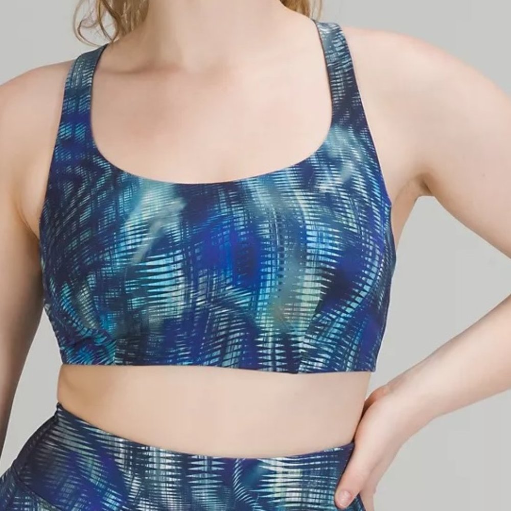 Lululemon Wunder Train Bra Blue Foil Size 4 C/D Cup